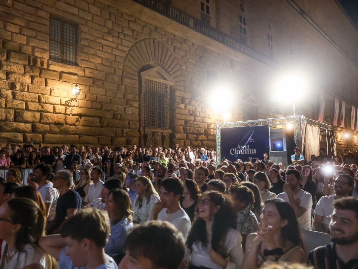 Apriti Cinema compie 15 anni, oltre 40 titoli gratuiti in piazza&nbsp;Pitti